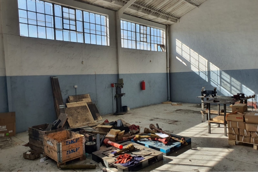 To Let commercial Property for Rent in Sidwell Eastern Cape